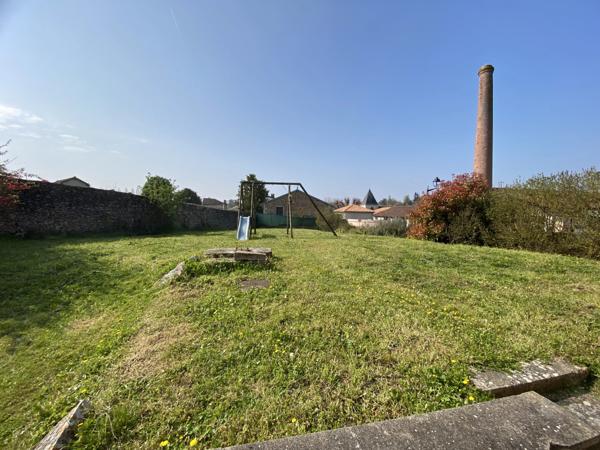 Ensemble immobilier situé dans un secteur tranquille et central
