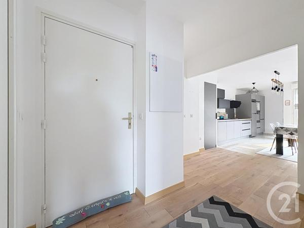 Appartement F3 à vendre  3 pièces - 60,74 m2 MONTEREAU FAULT YONNE - 77