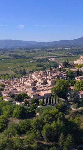 South Luberon – A Confidential Signature