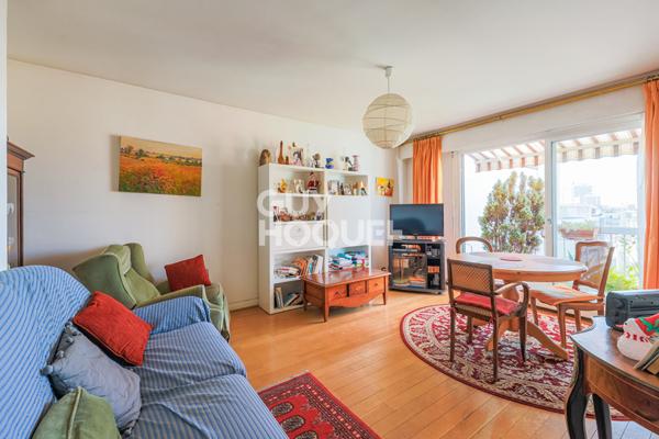 Appartement 2 pièces - 52m² - Balcon