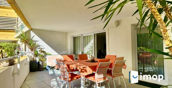 F3 bénéficiant d'une superbe terrasse couverte de 26m2