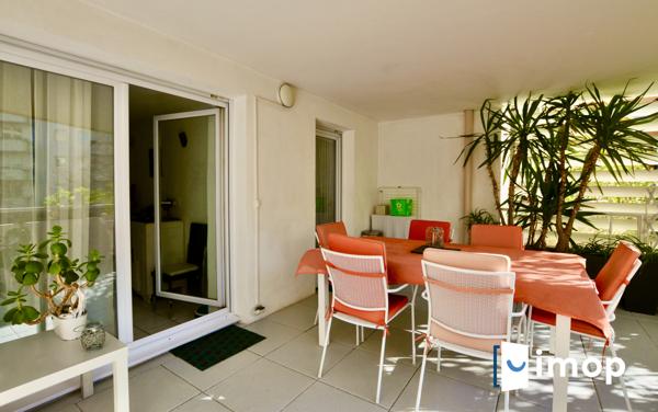 F3 bénéficiant d'une superbe terrasse couverte de 26m2