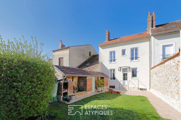 Maison bourgeoise en centre ville avec jardin