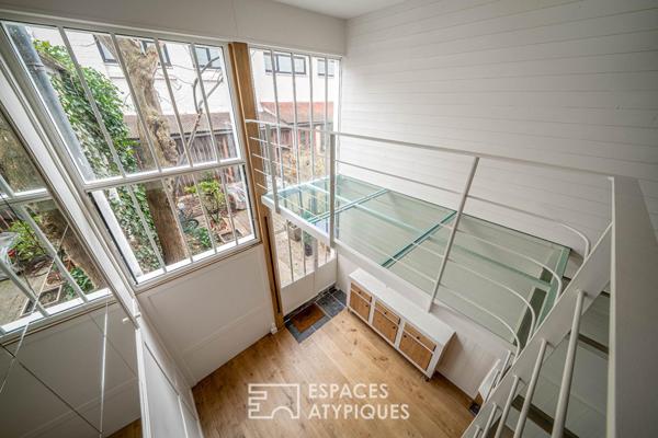 Atelier d’artiste rénové avec terrasse tolérée