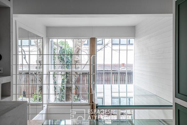 Atelier d’artiste rénové avec terrasse tolérée