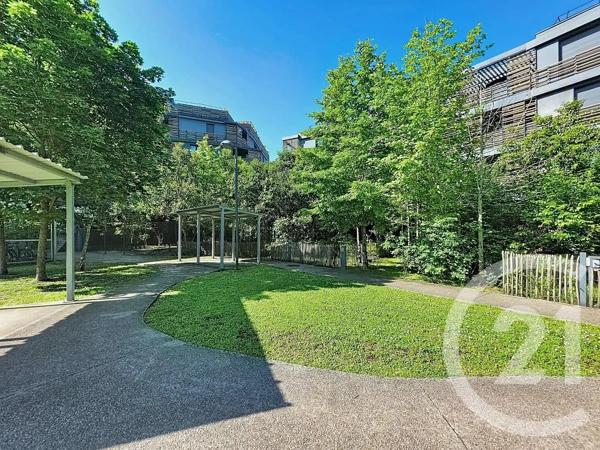 Appartement T2 à vendre  4 pièces - 82 m 2   CENON  - 33