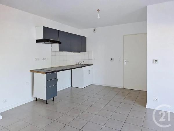 Appartement T2 à vendre  4 pièces - 82 m 2   CENON  - 33