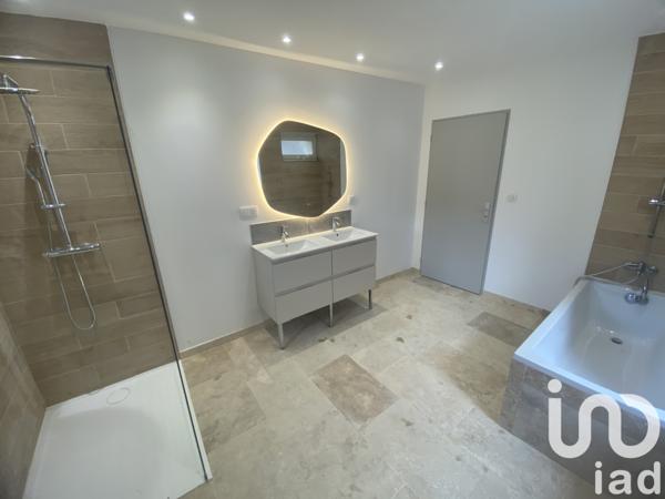 Immeuble à vendre 207 m² Baix