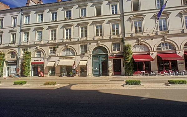 Appartement à louer    2 pièces •  Orléans