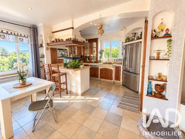 Maison (prestige) à vendre 6 pièces 107,48 m² Cavalaire-sur-Mer
