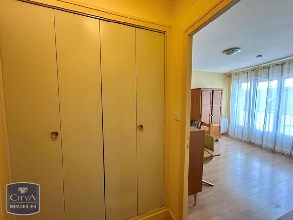 Appartement à louer 1 pièce 22.81m² Blois (41000)