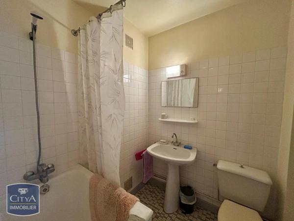 Appartement à louer 1 pièce 22.81m² Blois (41000)