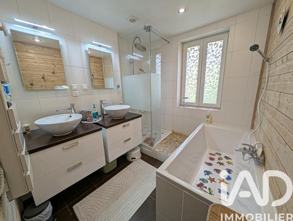 Maison à vendre 5 pièces 182 m² Bizanet