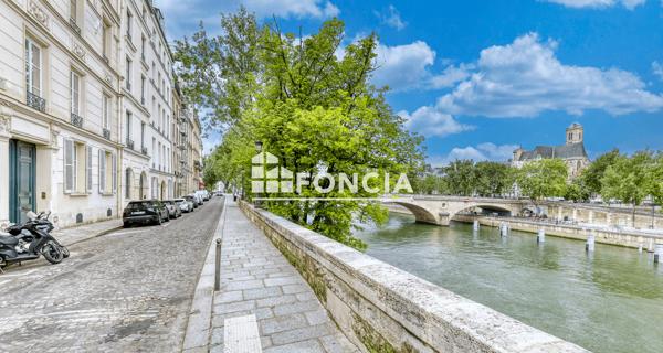 À vendre Studio 17.26 m² - Paris 75004