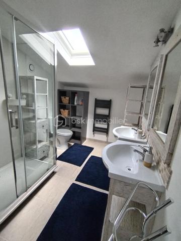 Maison traditionnelle de 330 m²