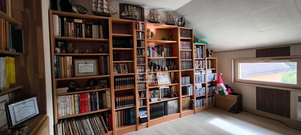 Maison familiale 218 m² - 6 chambres dont 1 de plain-pied - Villeneuve En Perseigne - Garage - Dépendances