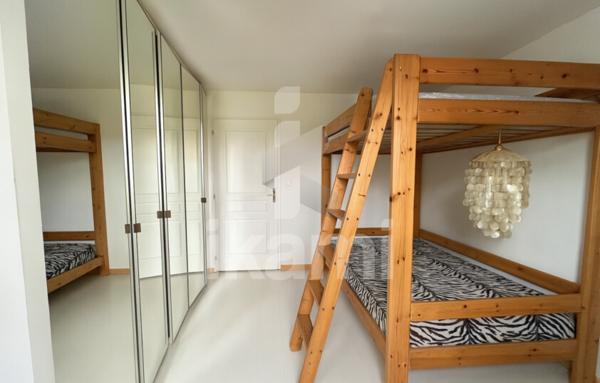 Grande maison familiale 3 chambres, cuisine fonctionnelle et grande pièce à vivre