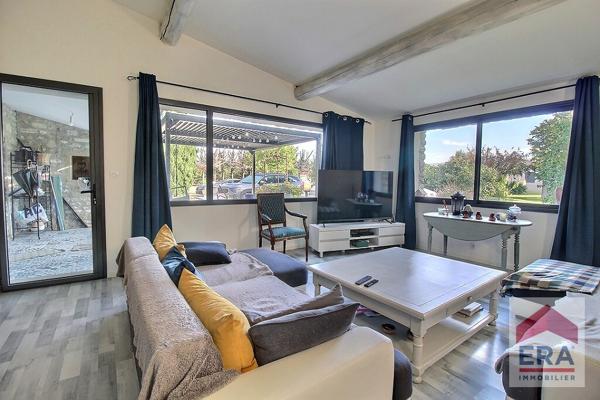 Mas en pierre 11 pièces 359 m2 à L'Isle sur la Sorgue