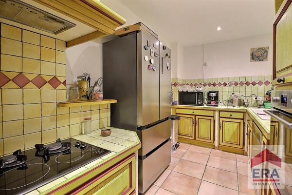 Mas en pierre 11 pièces 359 m2 à L'Isle sur la Sorgue