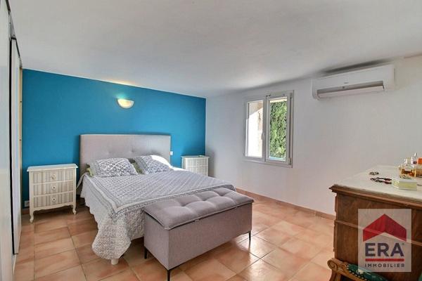 Mas en pierre 11 pièces 359 m2 à L'Isle sur la Sorgue