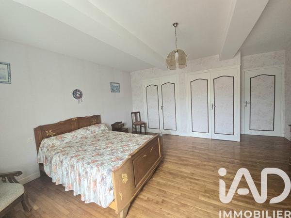 Maison à vendre 8 pièces 275 m² Recurt