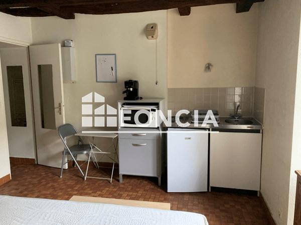 Location Studio meublé 16.86 m² - 7 PLACE IMBACH Angers 49000