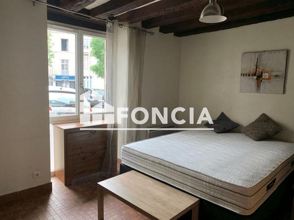 Location Studio meublé 16.86 m² - 7 PLACE IMBACH Angers 49000