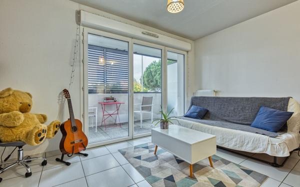 Appartement à vendre    2 pièces • 39,76 m2 Pessac