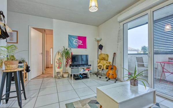 Appartement à vendre    2 pièces • 39,76 m2 Pessac
