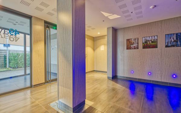 Appartement à vendre    2 pièces • 39,76 m2 Pessac