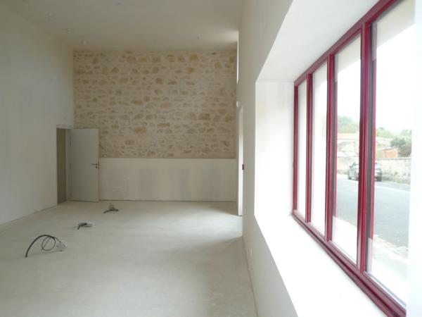 ⚜ BOURG CHARENTE à Louer Local Commercial/Artisanal Boulangerie et Logement de Fonction ⚜