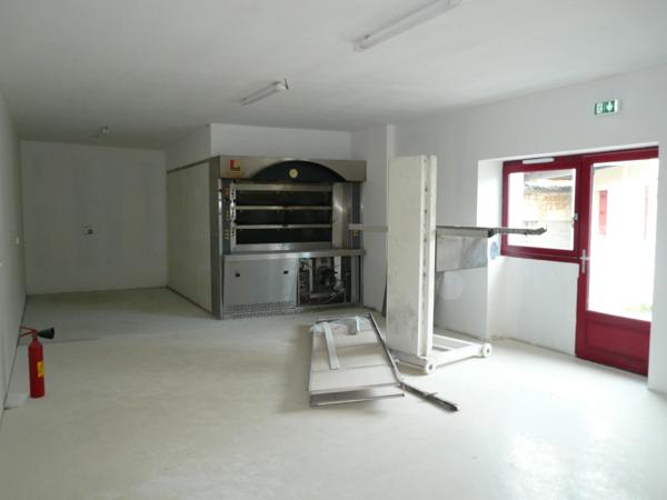 ⚜ BOURG CHARENTE à Louer Local Commercial/Artisanal Boulangerie et Logement de Fonction ⚜