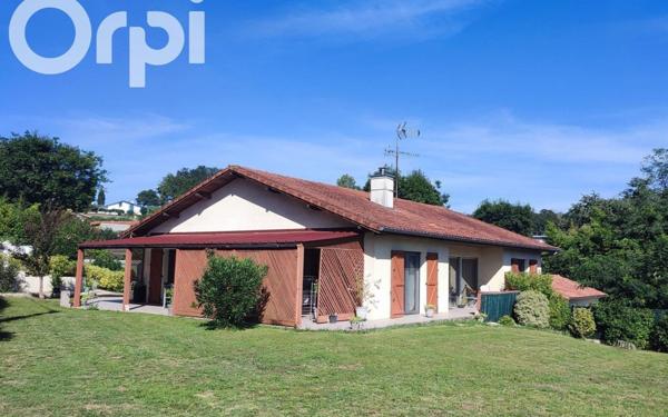 Maison à vendre    4 pièces •  Peyrehorade