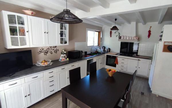 Maison à vendre    4 pièces •  Peyrehorade