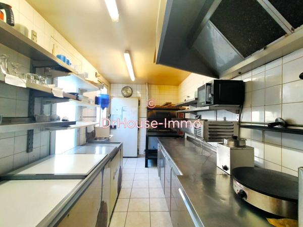 Commerce à vendre 4 pièces de 215 m²
