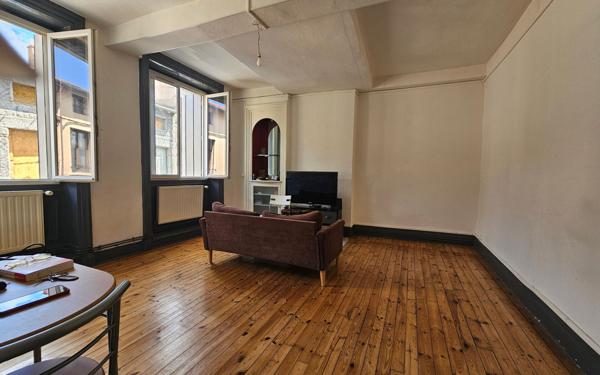 Appartement à vendre    2 pièces • 49,96 m2 Saint-Étienne