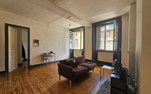 Appartement à vendre    2 pièces • 49,96 m2 Saint-Étienne