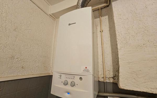 Appartement à vendre    2 pièces • 49,96 m2 Saint-Étienne