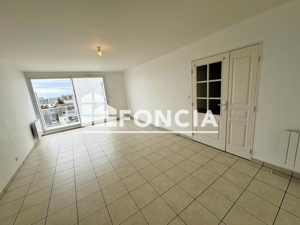 Location Appartement 4 pièces 96.73 m² - 22-24 RUE DU MAINE Saint Nazaire 44600