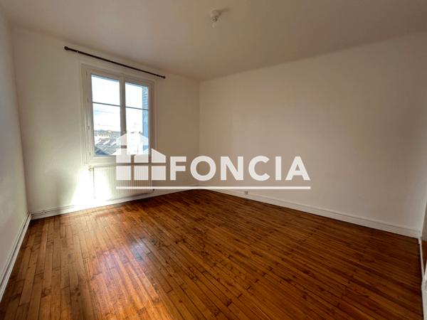 Location Appartement 3 pièces 71.41 m² - 7 RUE DES PERRIERES Nantes 44000