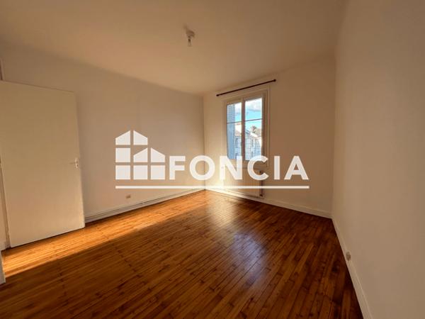 Location Appartement 3 pièces 71.41 m² - 7 RUE DES PERRIERES Nantes 44000