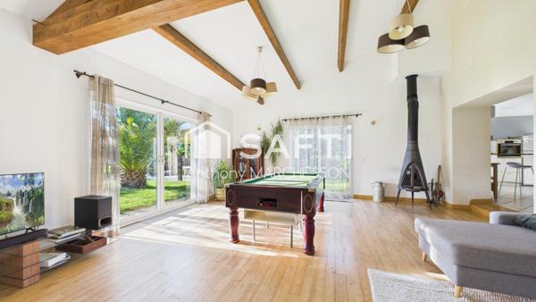 Maison - 6 pièces - au calme