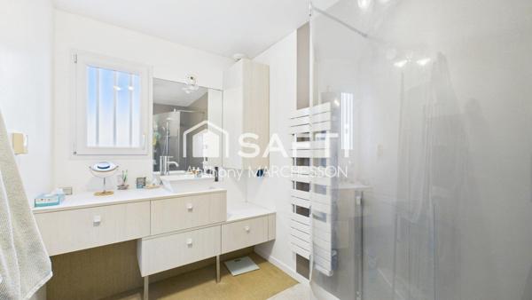 Maison - 6 pièces - au calme