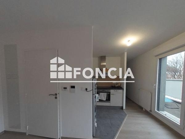 Location Appartement 2 pièces 47.4 m² - 124-126-128 RUE DE LORIENT Rennes 35000