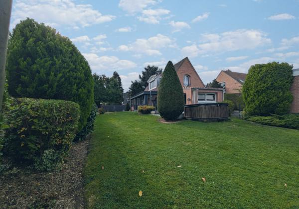 Faches-Thumesnil (59155) Maison Individuelle - 180 m² - 5 chambres