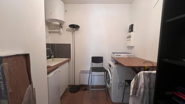 NARBONNE – BOULEVARD 1848 – LOCAL COMMERCIAL DE 37 M² AVEC VITRINE