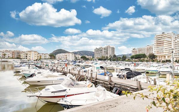 Appartement à vendre    3 pièces • 98 m2 Mandelieu-la-Napoule