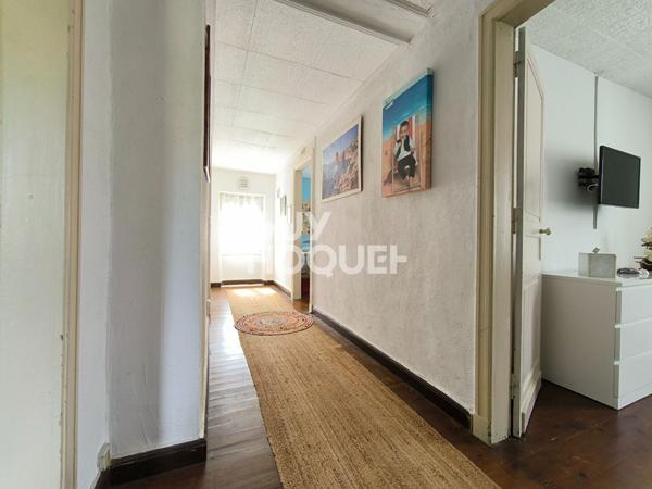 Charmante Maison à Vendre à Hagetmau - 5 Chambres et Grand Terrain !