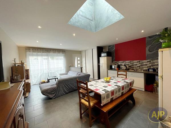 Vente maison Le May Sur Evre : 330 000 € - AJP Immobilier Cholet