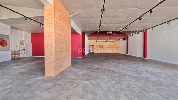 Vente
                Local commercial270 m² - 6 Pièces -
                    LES SABLES D OLONNE (85340)